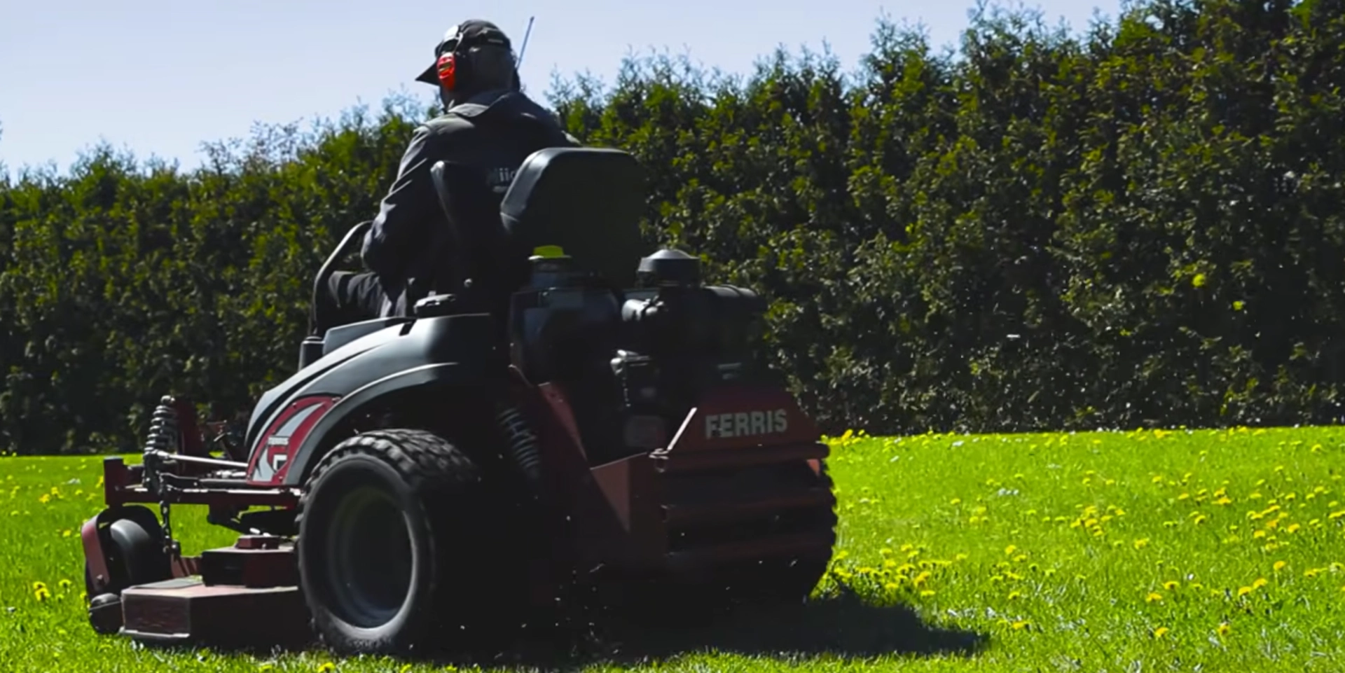 Lawn Mowing & Maintenance
